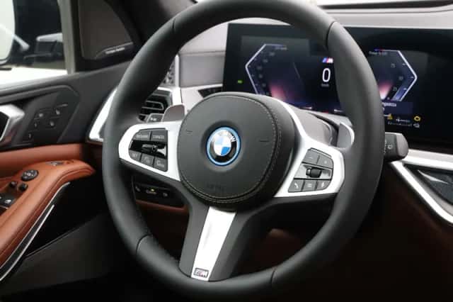 BMW X5 (2026) thumbnail 2