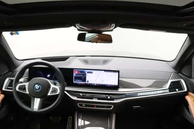 BMW X5 (2025) thumbnail 12