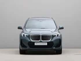 BMW iX1 (2026) thumbnail 2