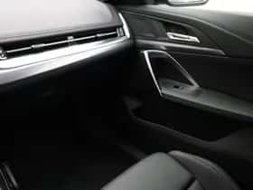 BMW iX1 (2026) thumbnail 16