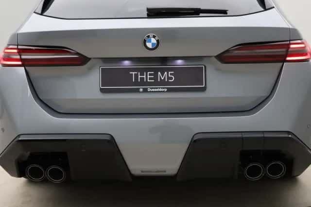 BMW M5 (2026) thumbnail 32
