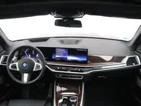 BMW X5 (2025) thumbnail 24