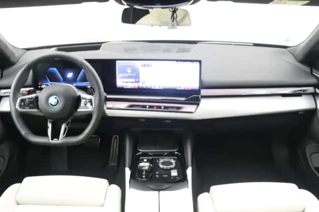 BMW 5-Serie (2025) thumbnail 12