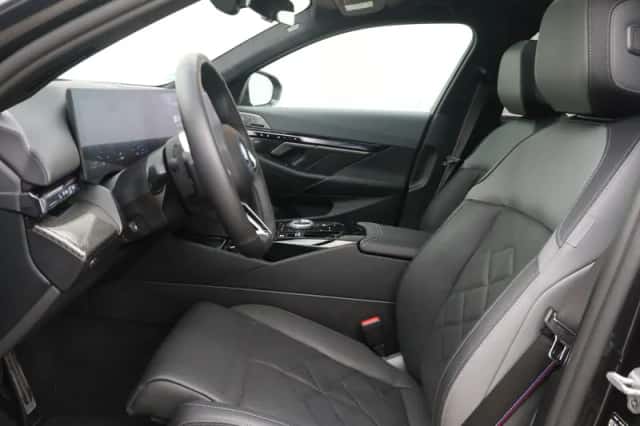 BMW 5-Serie (2025) thumbnail 13