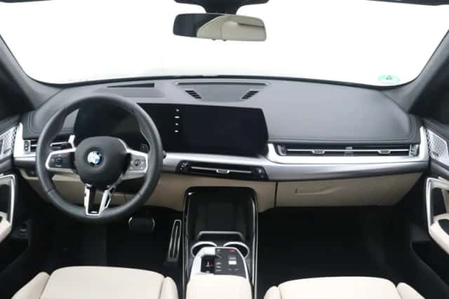 BMW X1 (2025) thumbnail 12
