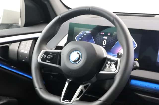 BMW X3 (2025) thumbnail 2