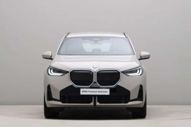 BMW X3 (2025) thumbnail 6