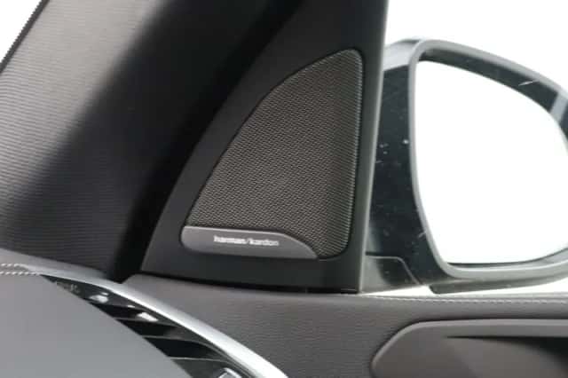 BMW X5 (2023) thumbnail 23