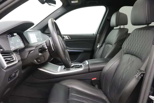 BMW X5 (2023) thumbnail 4