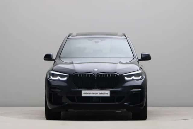 BMW X5 (2023) thumbnail 5