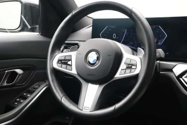 BMW 3-Serie (2024) thumbnail 2