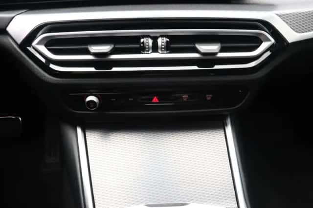 BMW 3-Serie (2024) thumbnail 13