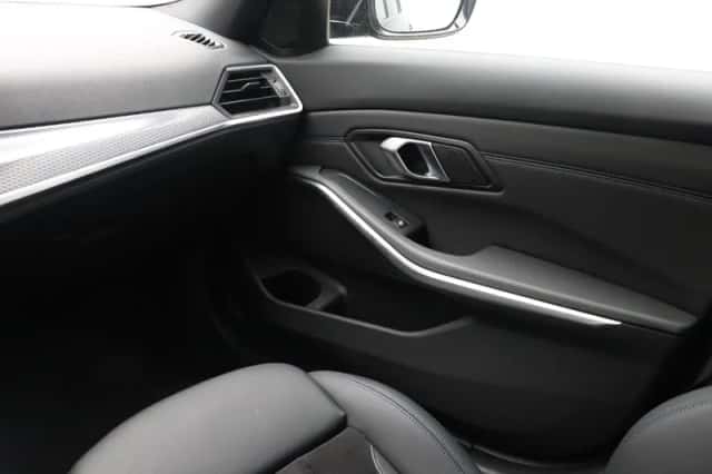 BMW 3-Serie (2024) thumbnail 14