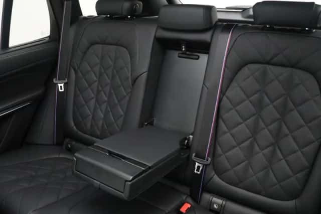 BMW X5 (2025) thumbnail 16