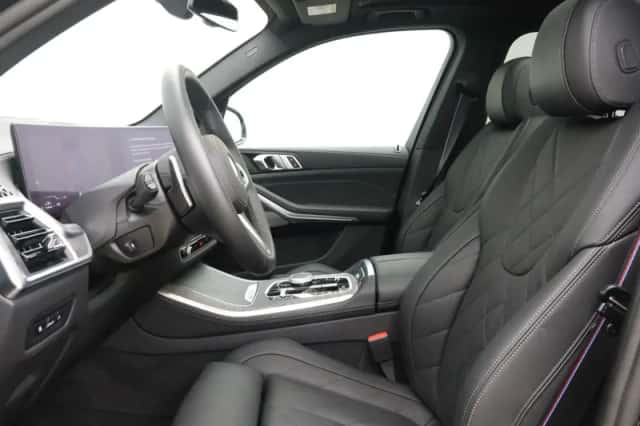 BMW X5 (2025) thumbnail 4