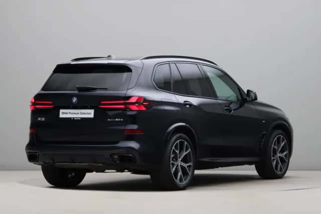 BMW X5 (2025) thumbnail 8