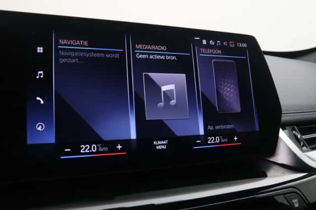 BMW iX1 (2023) thumbnail 23