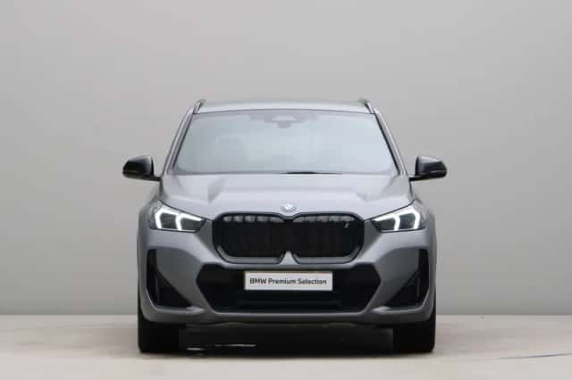 BMW iX1 (2023) thumbnail 5