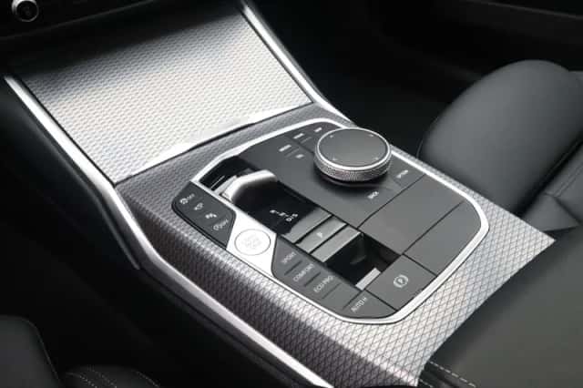 BMW 3-Serie (2024) thumbnail 18