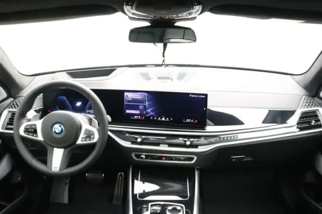 BMW X5 (2026) thumbnail 13