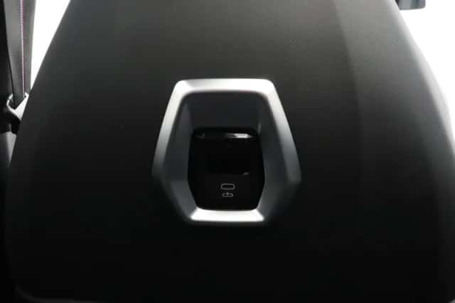 BMW X5 (2026) thumbnail 25
