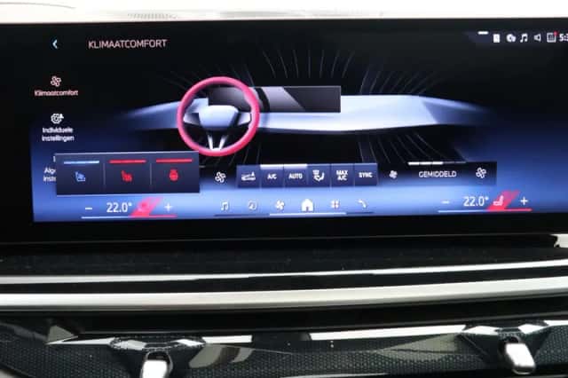 BMW X5 (2026) thumbnail 28