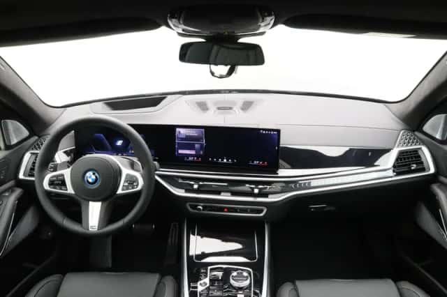 BMW X5 (2026) thumbnail 28