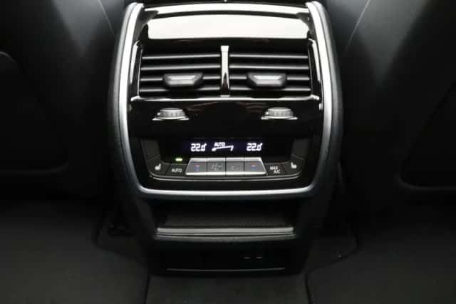 BMW X5 (2026) thumbnail 29