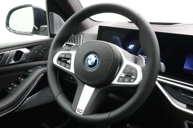 BMW X5 (2026) thumbnail 31