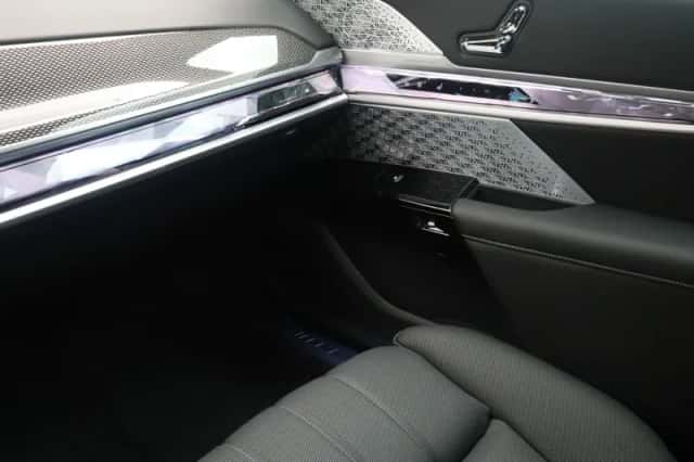 BMW 7-Serie (2026) thumbnail 13