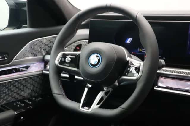BMW 7-Serie (2026) thumbnail 2