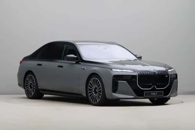 BMW 7-Serie (2026) thumbnail 7