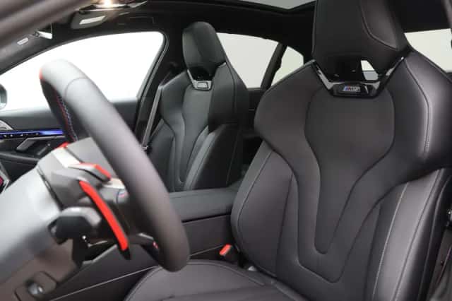 BMW M5 (2025) thumbnail 4