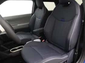 MINI Cooper (2025) thumbnail 4
