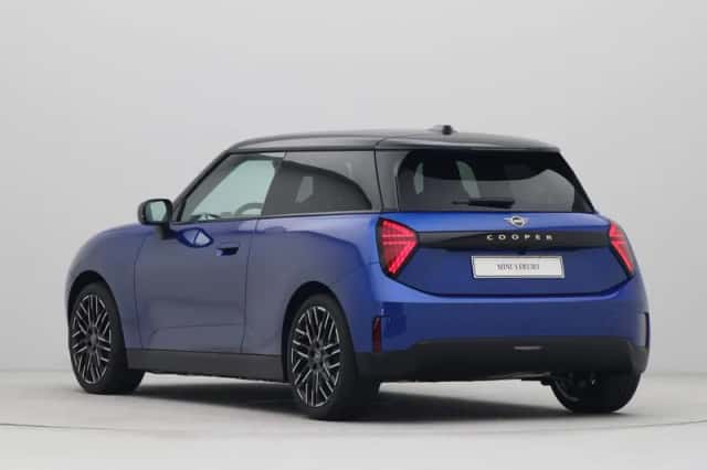 MINI Cooper (2025) thumbnail 10
