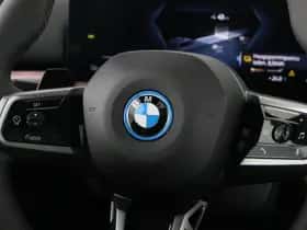 BMW i5 (2026) thumbnail 18