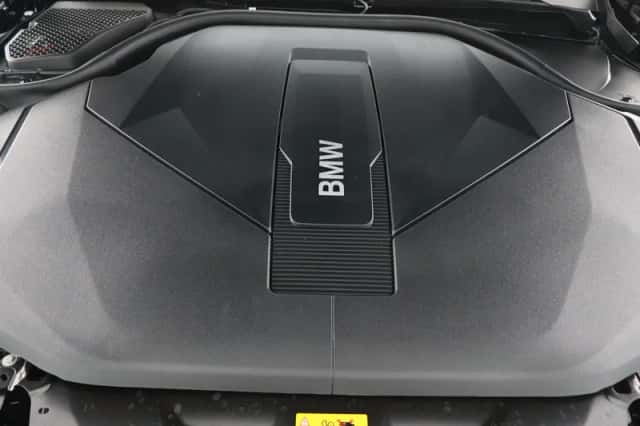 BMW i5 (2026) thumbnail 19