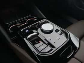 BMW i5 (2026) thumbnail 9