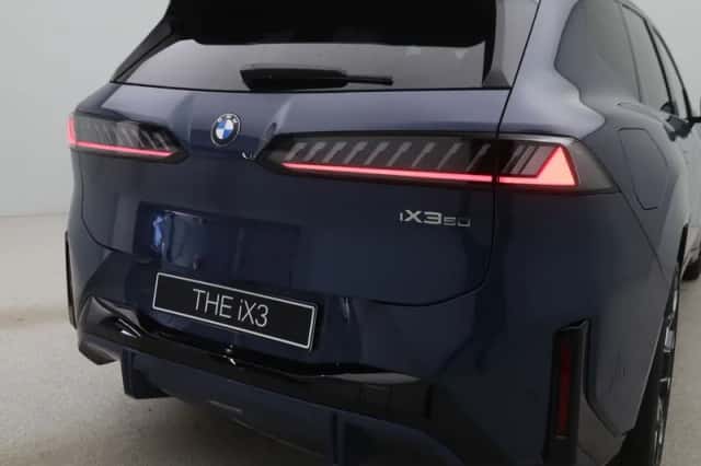 BMW iX3 (2026) thumbnail 25
