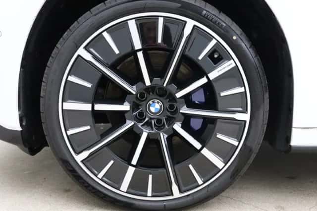 BMW iX3 (2026) thumbnail 21