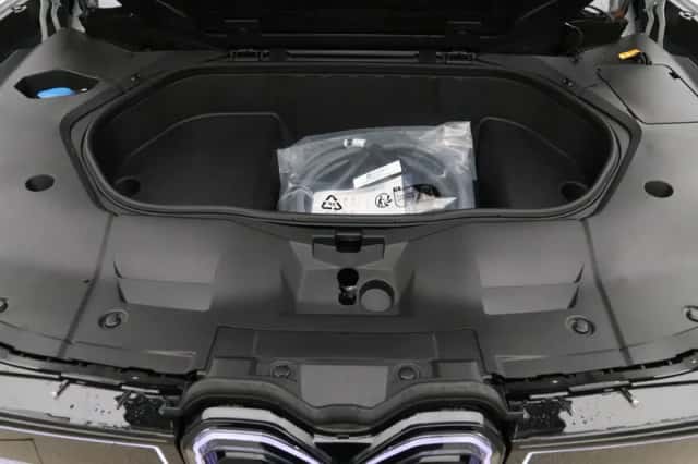 BMW iX3 (2026) thumbnail 31