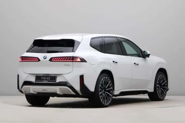 BMW iX3 (2026) thumbnail 9