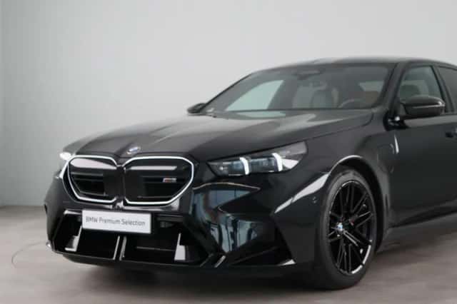 BMW M5 (2025) thumbnail 23