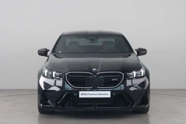 BMW M5 (2025) thumbnail 6