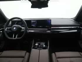 BMW i5 (2026) thumbnail 12