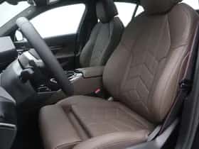 BMW i5 (2026) thumbnail 4