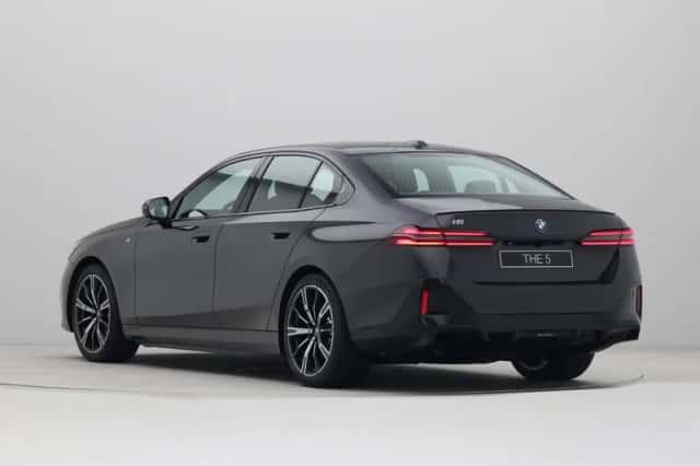 BMW i5 (2026) thumbnail 10