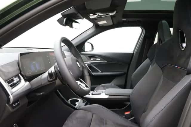 BMW X2 (2025) thumbnail 5