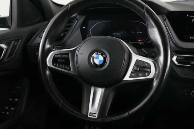 BMW 1-Serie (2021) thumbnail 2