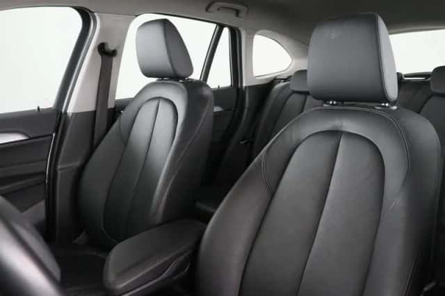 BMW X1 (2022) thumbnail 5